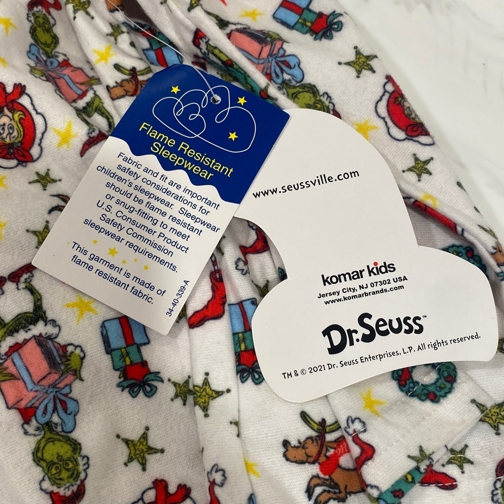 Dr Seuss NWT “Grinch” kids flannel button front Christmas pajamas. Size 4T - Picture 3 of 7
